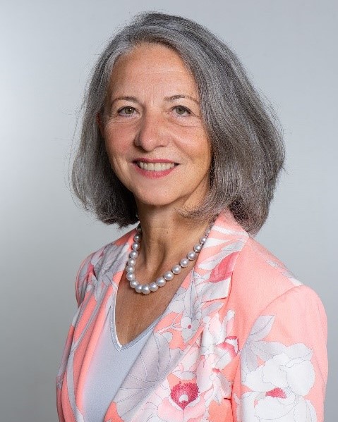 Foto: © Photo Sturm Dipl-Volkswirtin Pamela Knapp